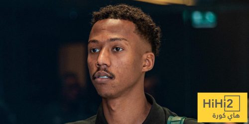 الانضباط تعاقب الدوسري بعد طرده أمام الفتح