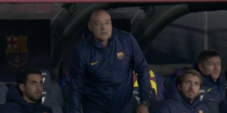 رقم قياسي في طرد مدرب حراس برشلونة