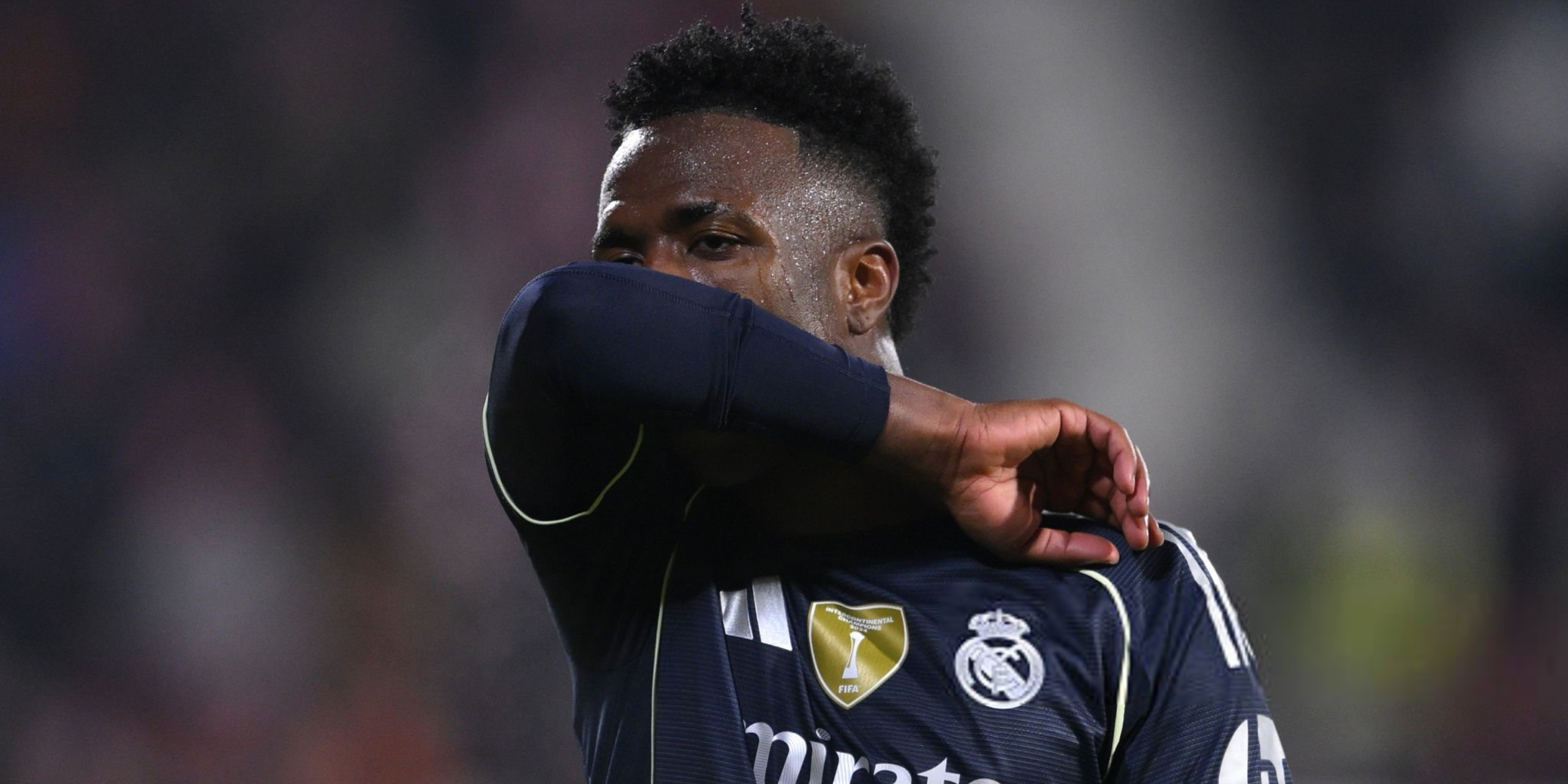 ريال مدريد يتأخر امام جيرونا في الشوط الاول