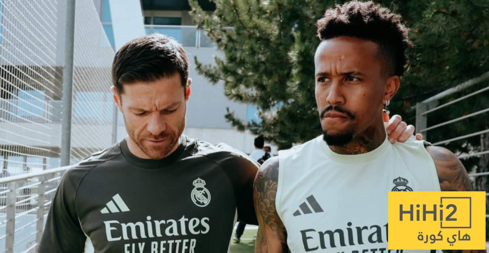 صورة: الونسو يطمئن على ميليتاو بعد إصابته