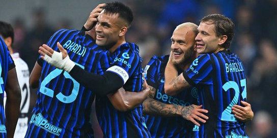 الرسم التكتيكي لتشكيلة الانتر ضد ليفربول