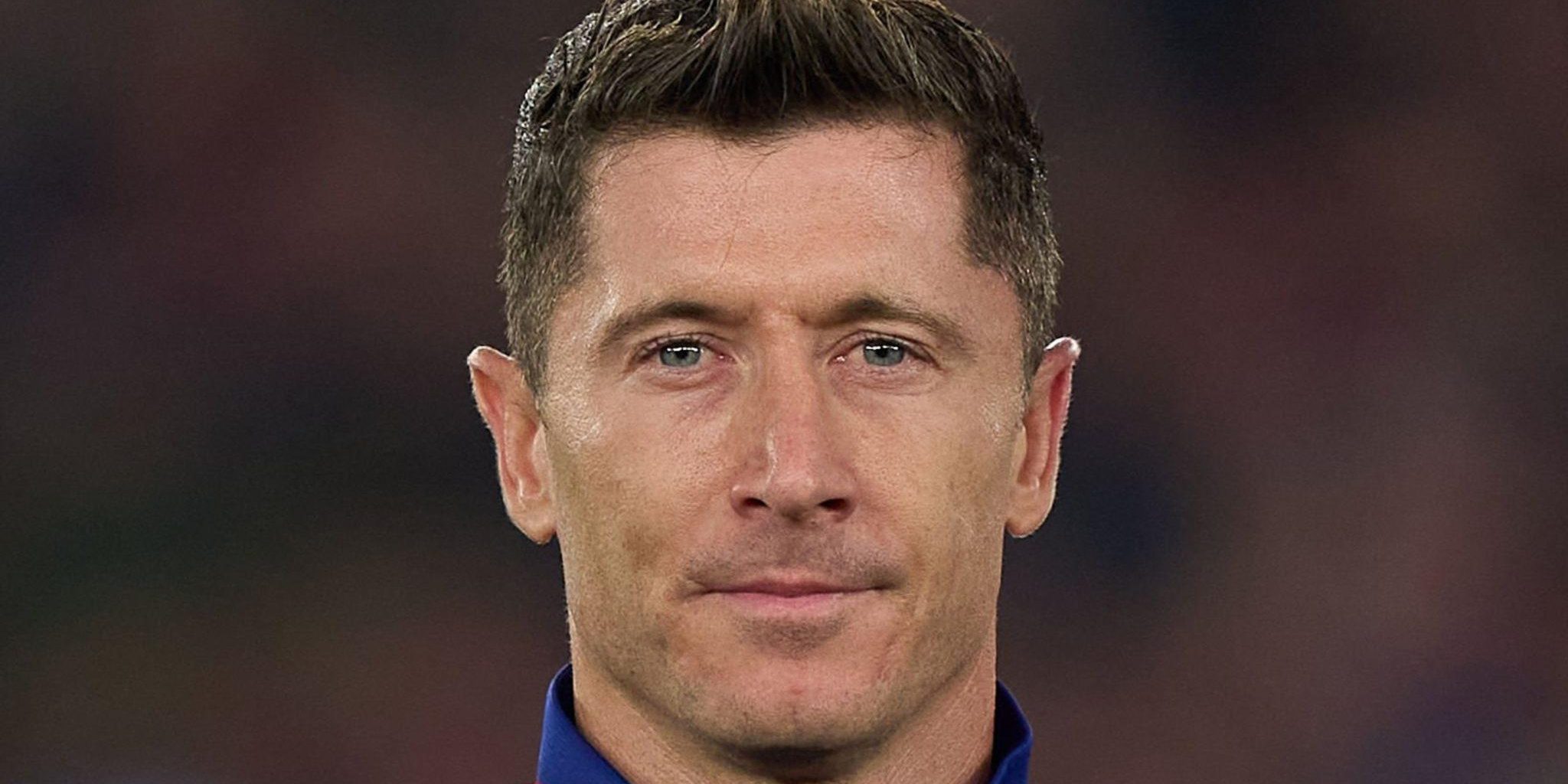 آخر تطورات مستقبل ليفاندوفسكي مع برشلونة