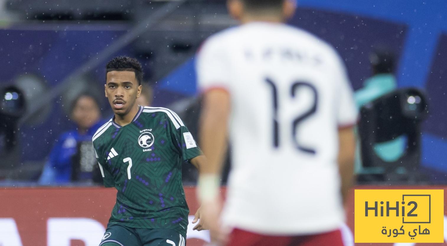 في الكورة : صور : أجواء ممطرة تصاحب مباراة السعودية والإمارات