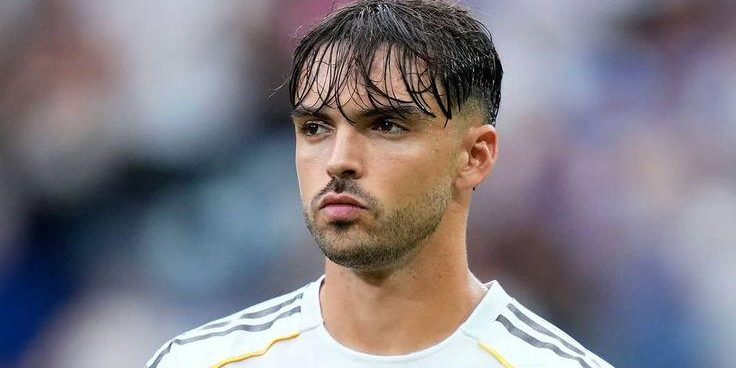 نصيحة راؤول أسينسيو إلى فينيسيوس بعد صافرات الاستهجان