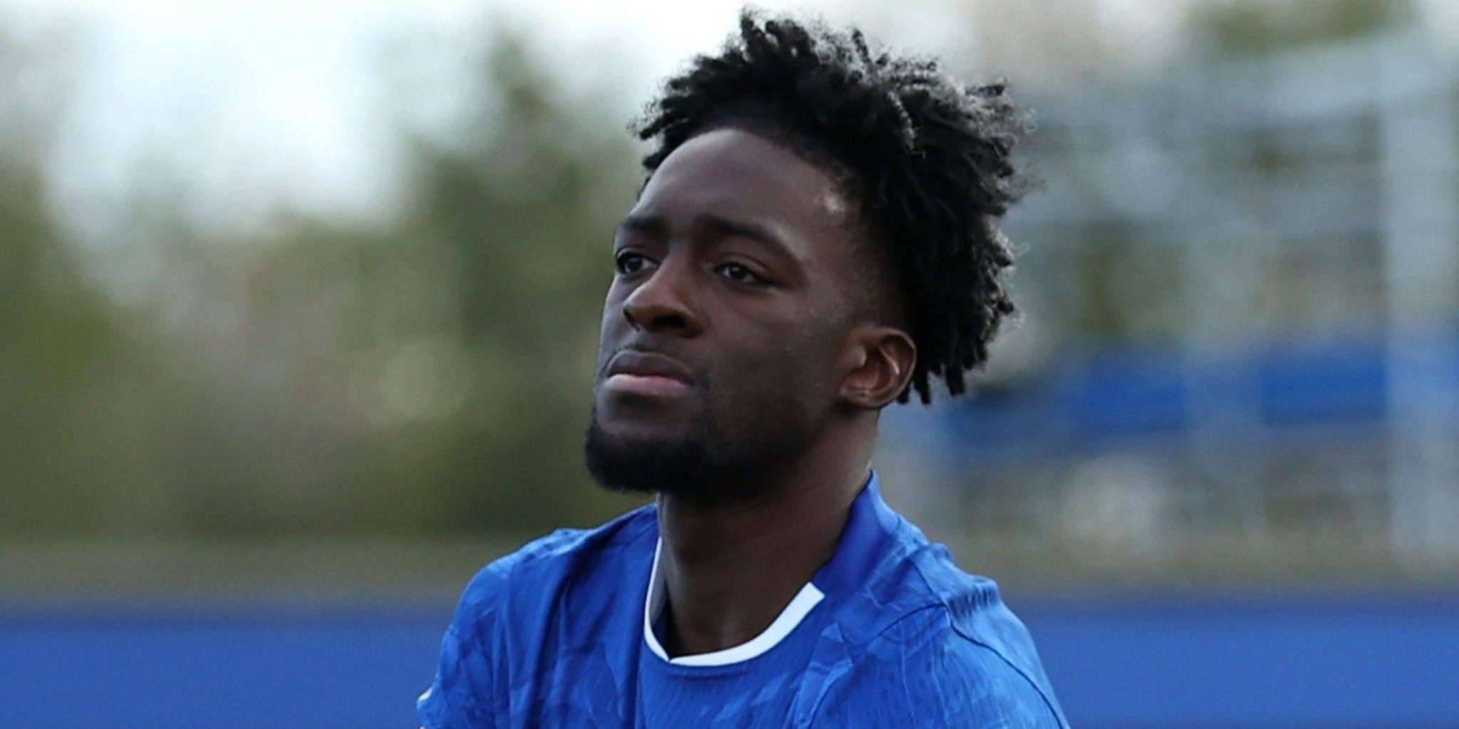 سبب صعوبة انضمام مدافع تشيلسي إلى برشلونة