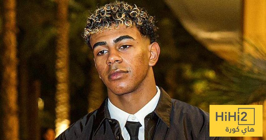 رسميًا .. لامين يامال يتوج بجائزة ثالثة خلال حفل جلوب سكور