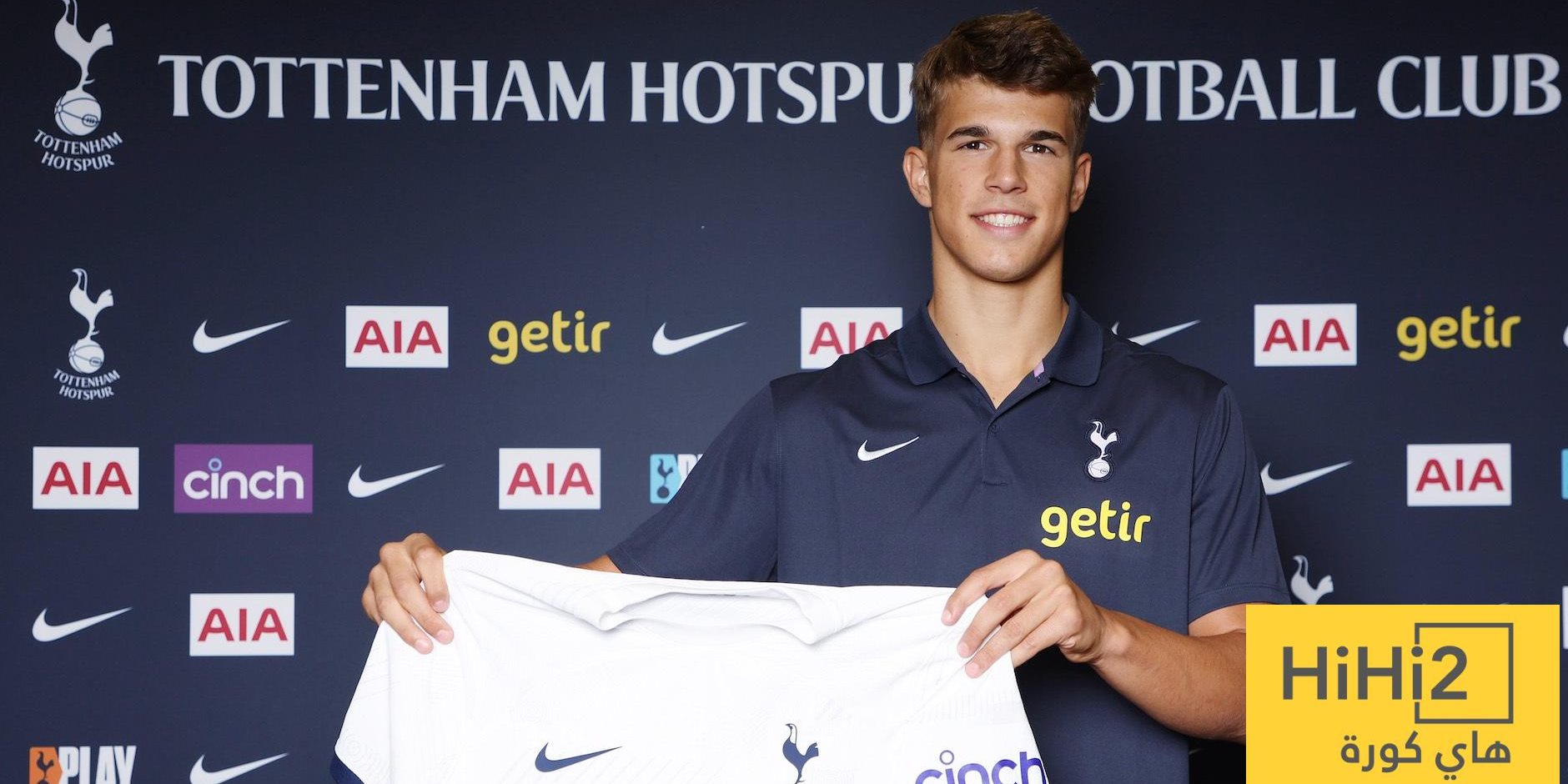 والد لاعب توتنهام يعلق على اهتمام برشلونة