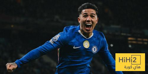 عين على فيرنانديز في مباراة السيتي عين على فيرنانديز في مباراة السيتي