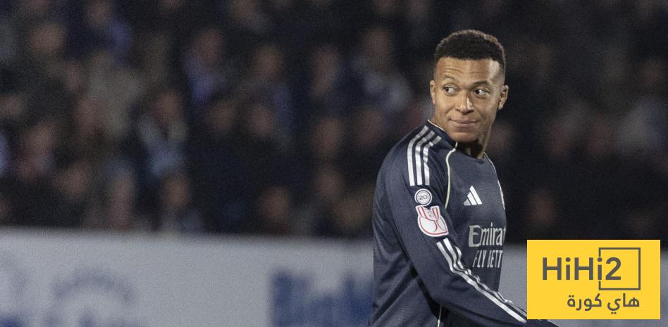 صورة – مبابي يفاجئ الجميع خارج الملعب صورة – مبابي يفاجئ الجميع خارج الملعب