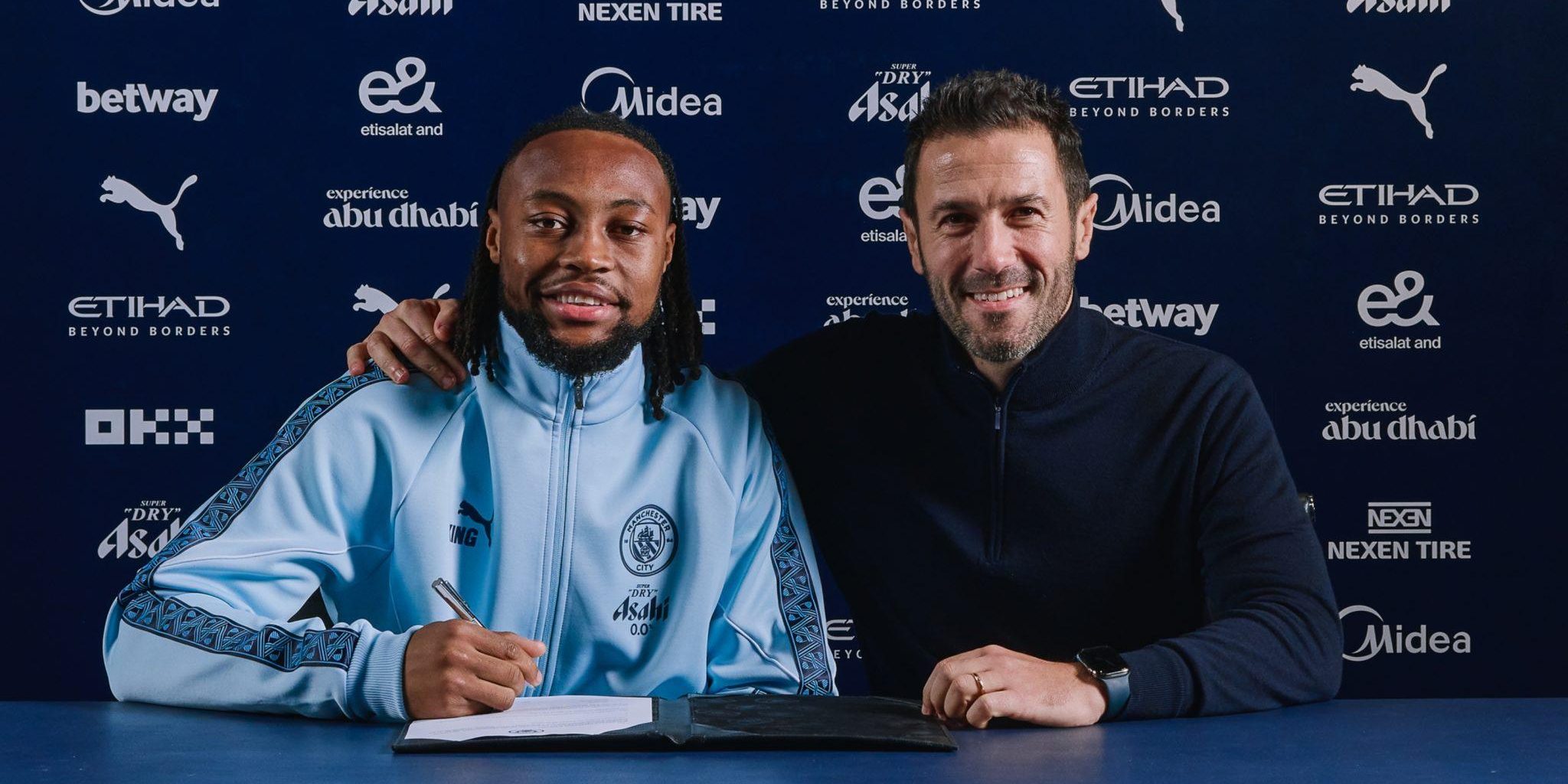 رسميًا.. مانشستر سيتي يضم الغاني سيمينيو حتى 2031