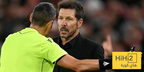 الكشف عن حديث سيميوني مع كارفخال بعد نهاية الشوط الاول من الديربي