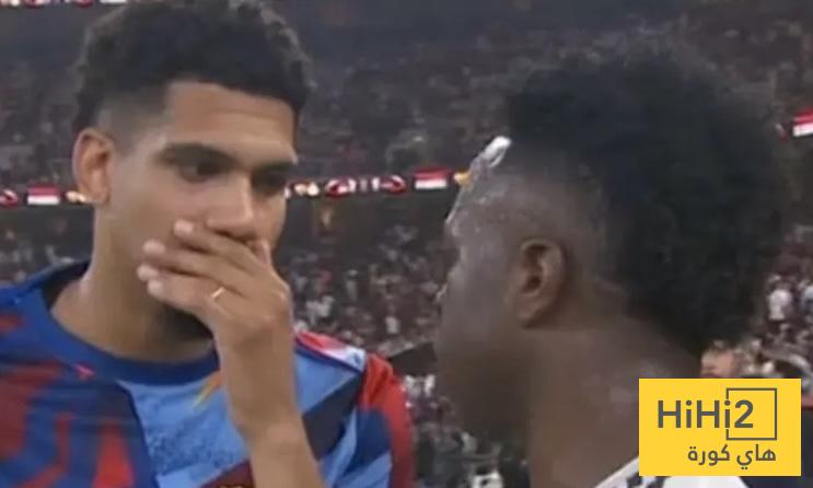 موقف رائع من فينيسيوس و كارفاخال مع أراوخو!