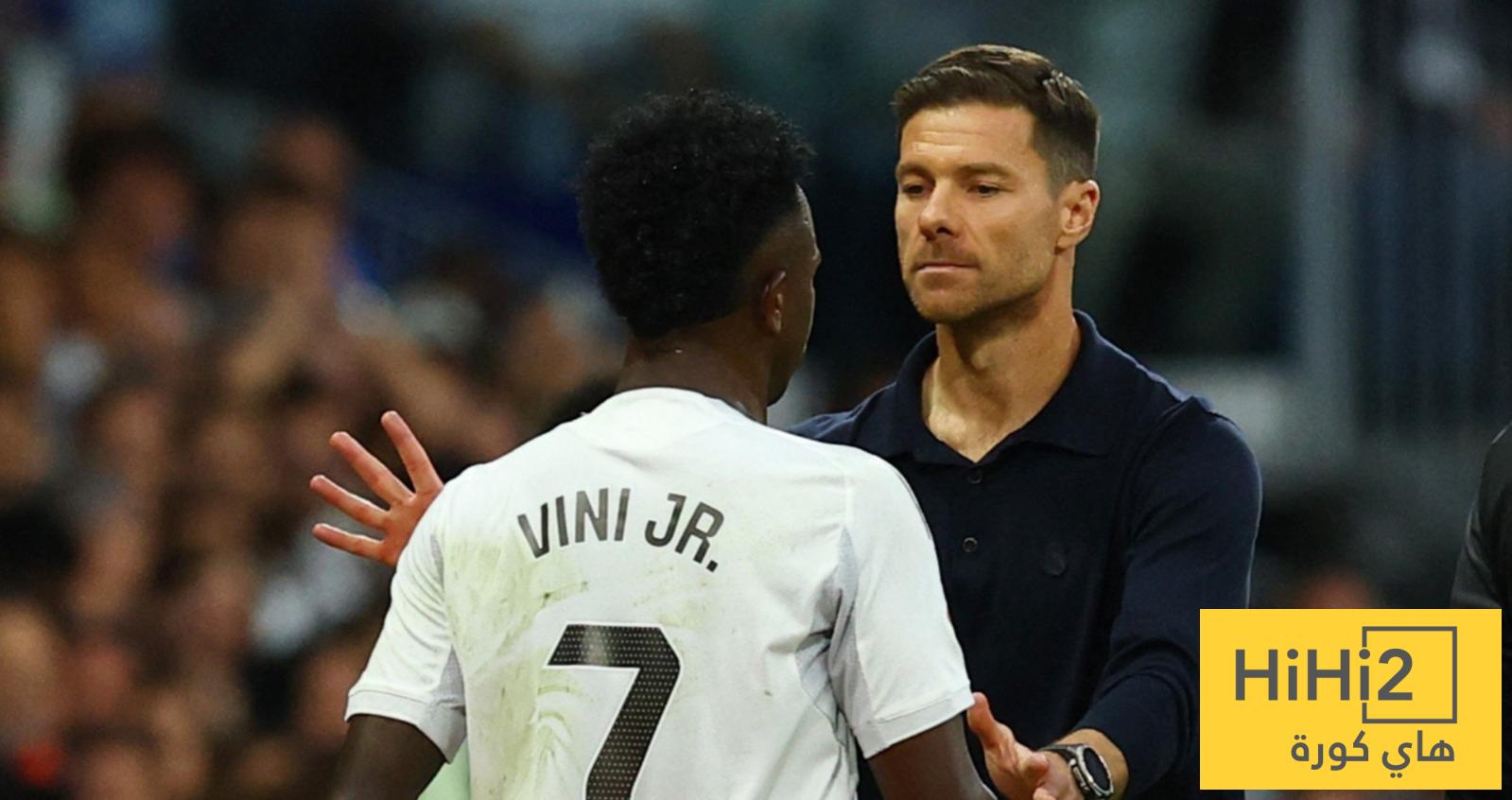 غرفة ملابس الريال دعمت الونسو ضد فينيسيوس