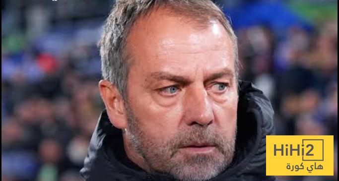 النازي …! لاعب برشلونة يشتم فليك