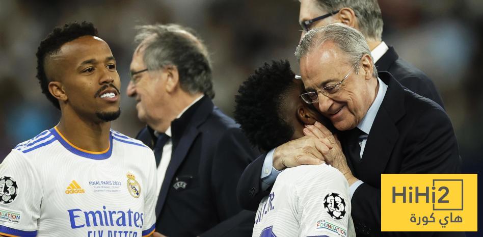 صحفي مدريدي يكشف سر علاقة فينيسيوس بفلورنتينو