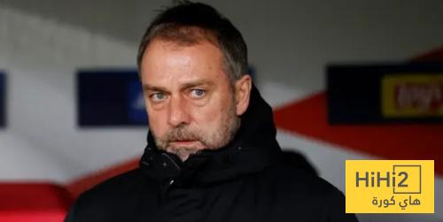 فليك يتفق مع تصريحات دي يونغ عن إلتشي