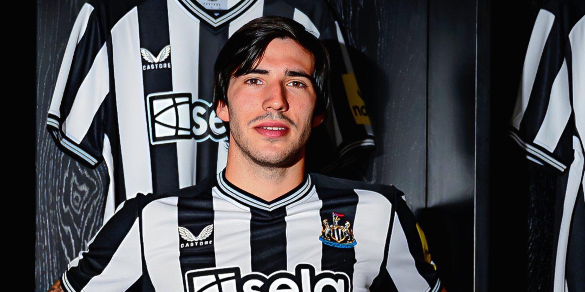 نيوكاسل يصدم أرسنال بشأن تونالي