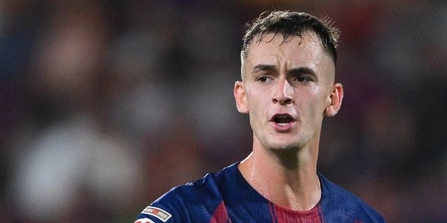 كاسادو رفض العديد من العروض من أجل برشلونة