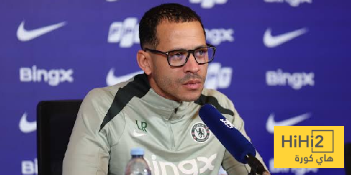 روزينيور يشرح أسلوبه الجديد مع لاعبي تشيلسي