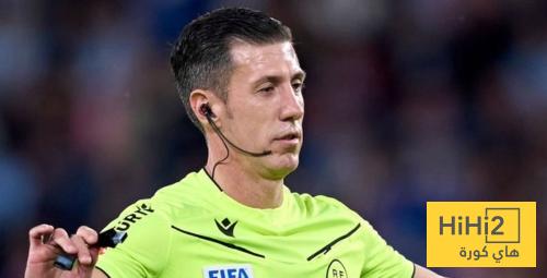 صورة اكثر وضوح لكارثة الحكم في لقاء برشلونة