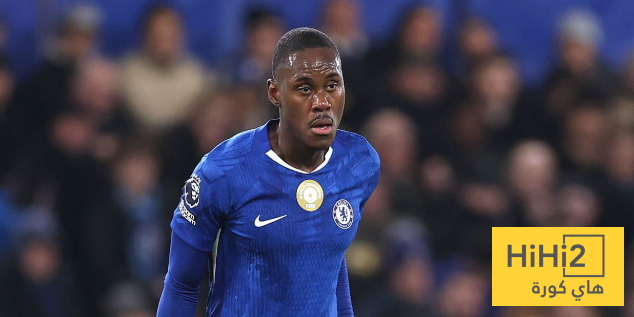 تشيلسي يقترب من بيع مدافعه