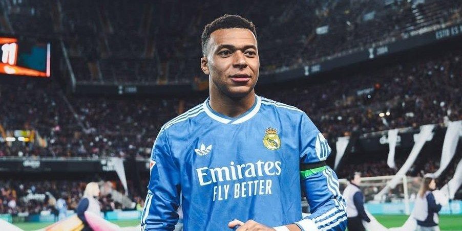 شكوك حول مشاركة مبابي أساسيا أمام بنفيكا شكوك حول مشاركة مبابي أساسيا أمام بنفيكا