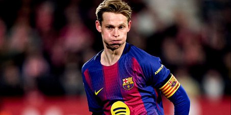 دي يونغ ضحية سوء فهم مركزه في برشلونة