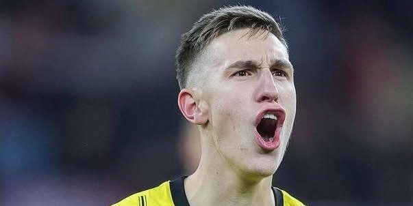 برشلونة ينسحب من صفقة شلوتربيك برشلونة ينسحب من صفقة شلوتربيك