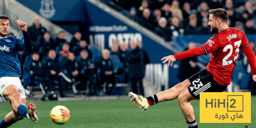 إحصائيات نصف ساعة من مباراة مانشستر يونايتد وإيفرتون