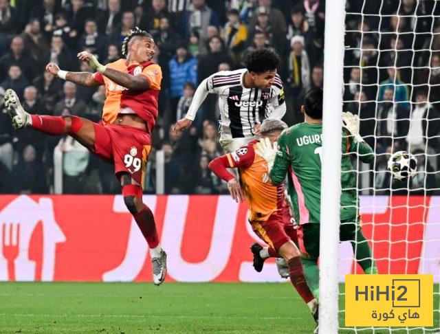 عين على مكيني في مباراة غلطة سراي 2 عين على مكيني في مباراة غلطة سراي 1