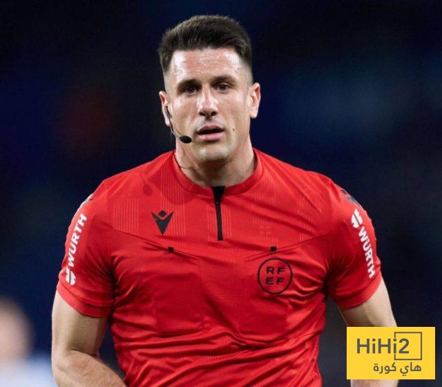 أرقام خاصة بحكم مباراة برشلونة وفياريال 1