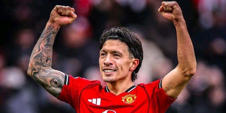 مانشستر يونايتد يقترب من استعادة ليساندرو مارتينيز