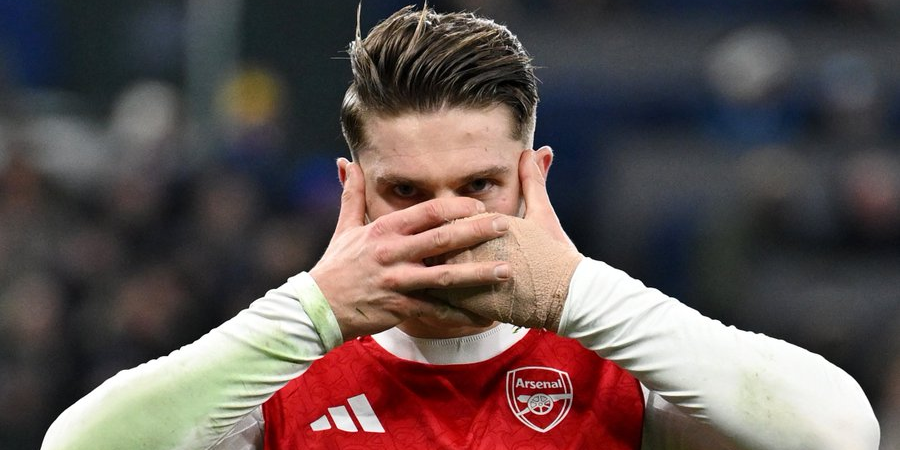 ارسنال يسجل الهدف الاول في شباك ايفرتون