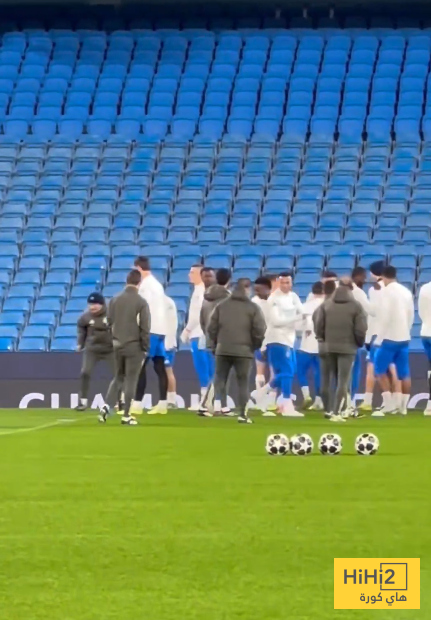 صور.. اربيلوا يرفض بدء التدريبات بدون مبابي 51