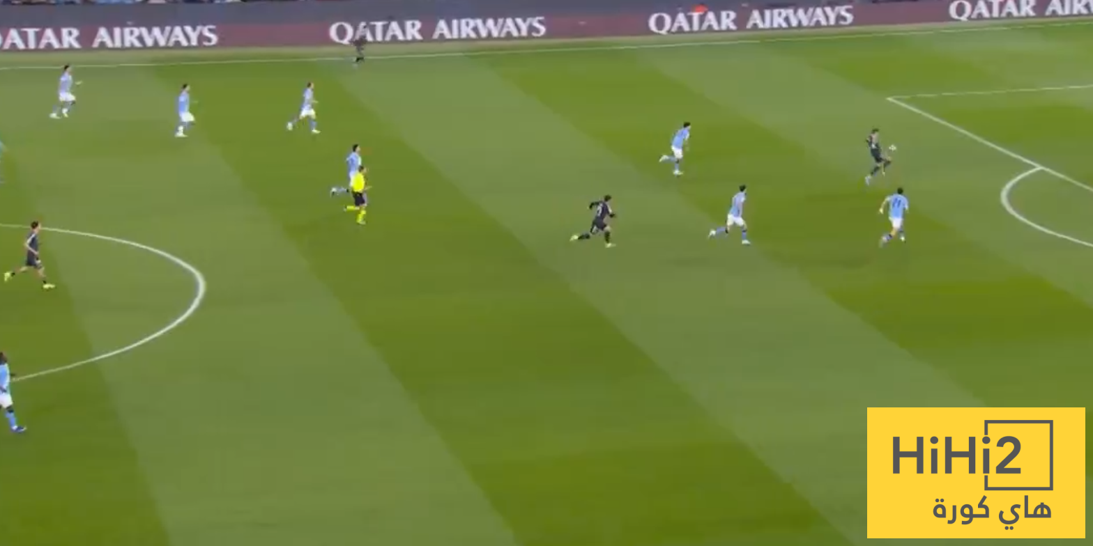 صور: فالفيردي يهدر فرصة هدف محقق امام السيتي