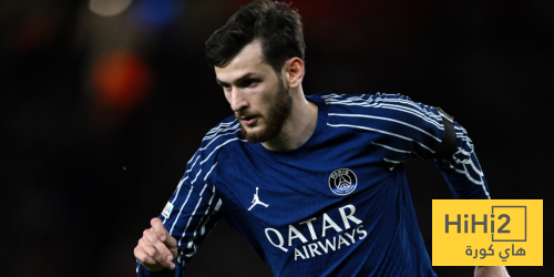 كفاراتسخيليا يفتتح النتيجة لباريس ضد تشيلسي