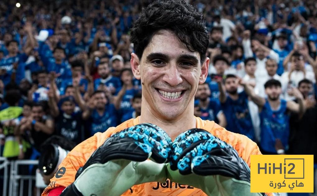 إشادة هائلة بـ ياسين بونو !