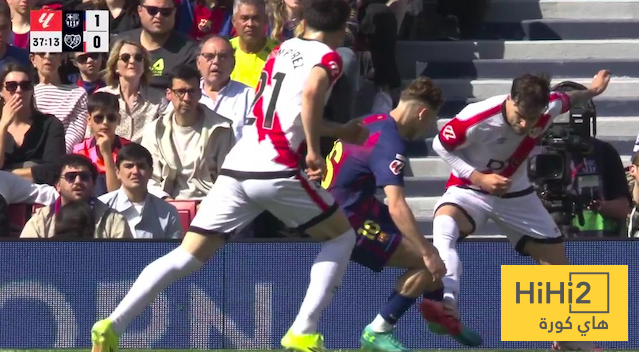 صور ” سرقة في برشلونه …! ” ركلة جزاء يتجاهلها حكم اللقاء