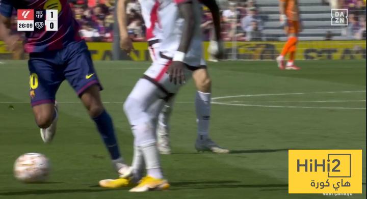 هل تجاهل الحكم طرد لامين يامال أمام رايو؟