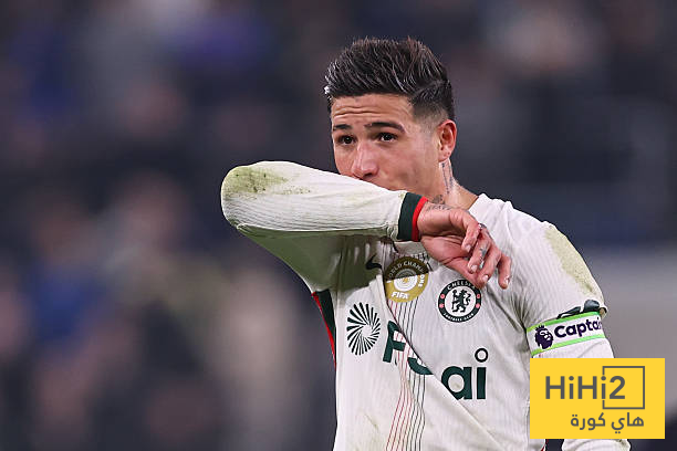 كواليس أزمة لاعبي تشيلسي مع الإدارة 2 كواليس أزمة لاعبي تشيلسي مع الإدارة 1