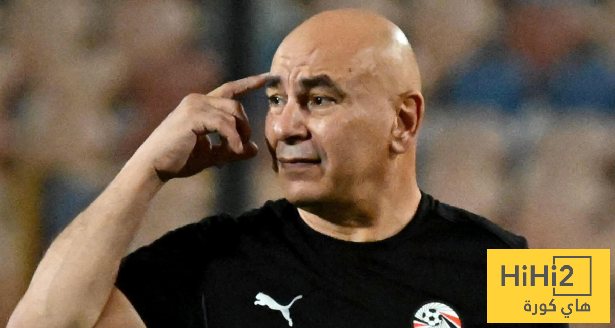 حسام حسن يشيد بالمحترفين قبل مواجهة إسبانيا