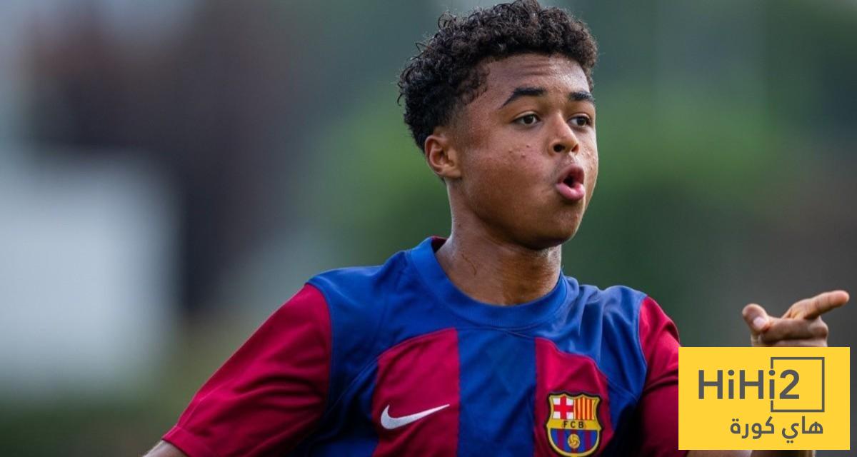 تفاؤل داخل برشلونة بحسم تجديد عقد شين كلايفرت