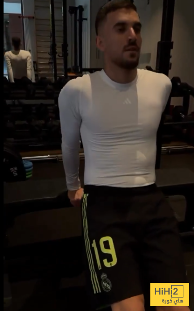 سيبايوس يعلن جاهزيته للقاء مايوركا 2 سيبايوس يعلن جاهزيته للقاء مايوركا 1