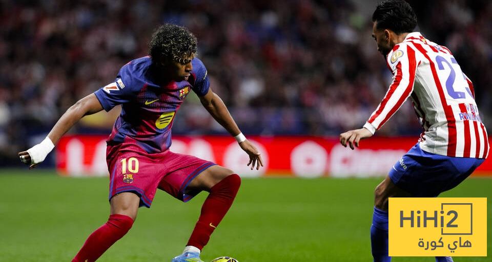 صور .. شجار بين لاعبي برشلونة واتلتيكو ينتهي بـ 3 بطاقات صفراء