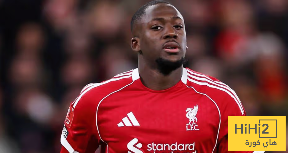 كوناتي يقرر البقاء في ليفربول