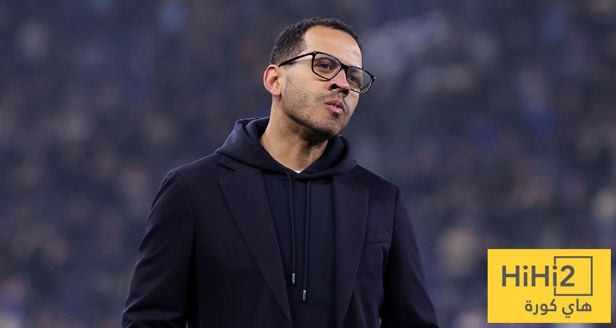 تشيلسي يراقب ثلاثي دفاعي من البريميرليغ