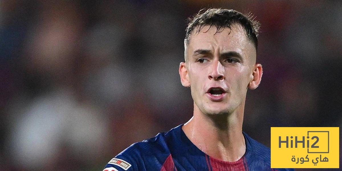 كاسادو أمام قرار صعب في برشلونة