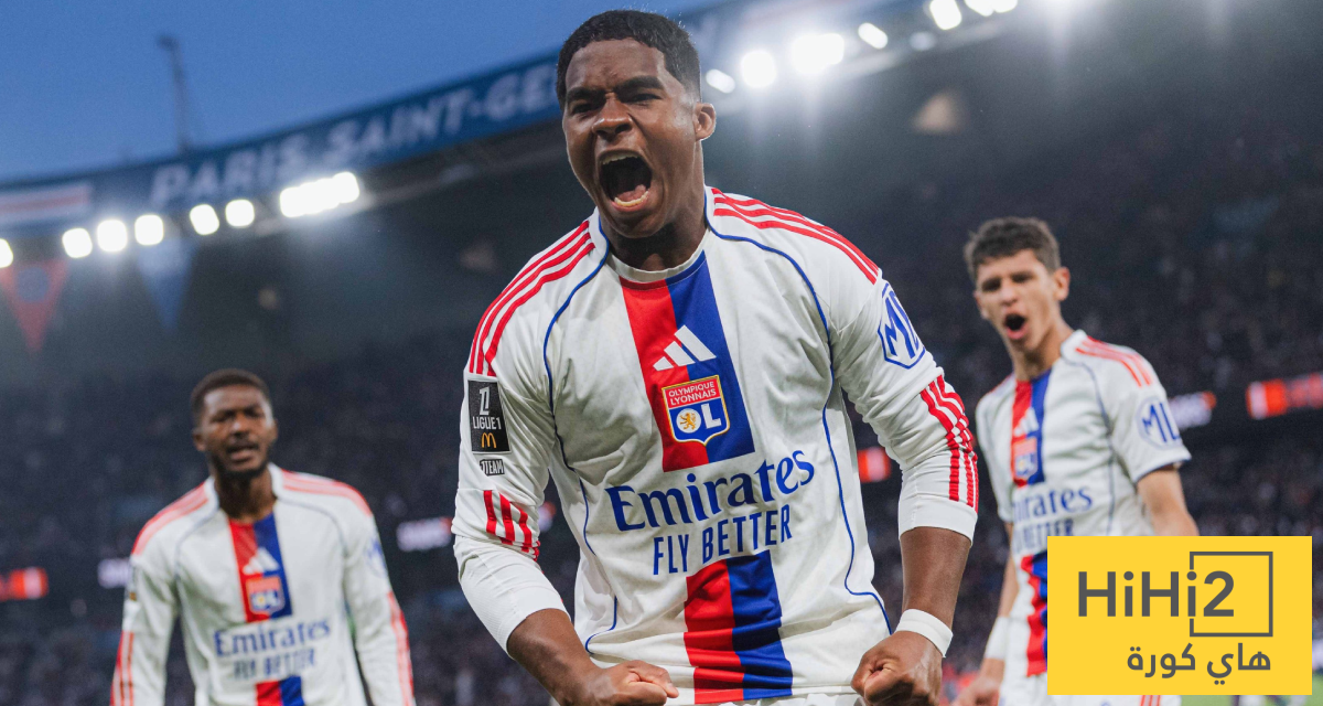 إحصائيات الشوط الأول لمباراة باريس وليون