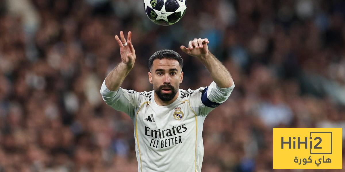 قرار استمرار كارفخال في ريال مدريد بيده