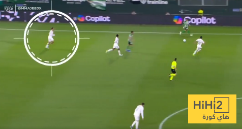 بالصور .. كارفخال يسخر من أرنولد ! 1